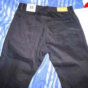 New with Tags Mnml BRand Mens Size 32 Straight leg